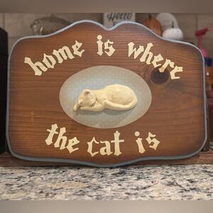 Vintage wooden sleepy cat wall decor